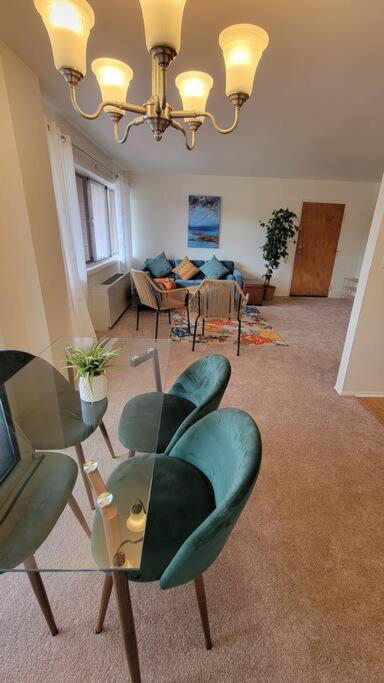 ארלינגטון Apartment, One Bedroom מראה חיצוני תמונה