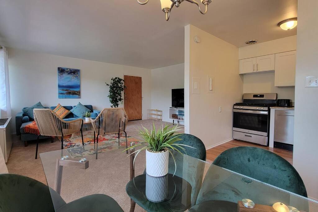ארלינגטון Apartment, One Bedroom מראה חיצוני תמונה